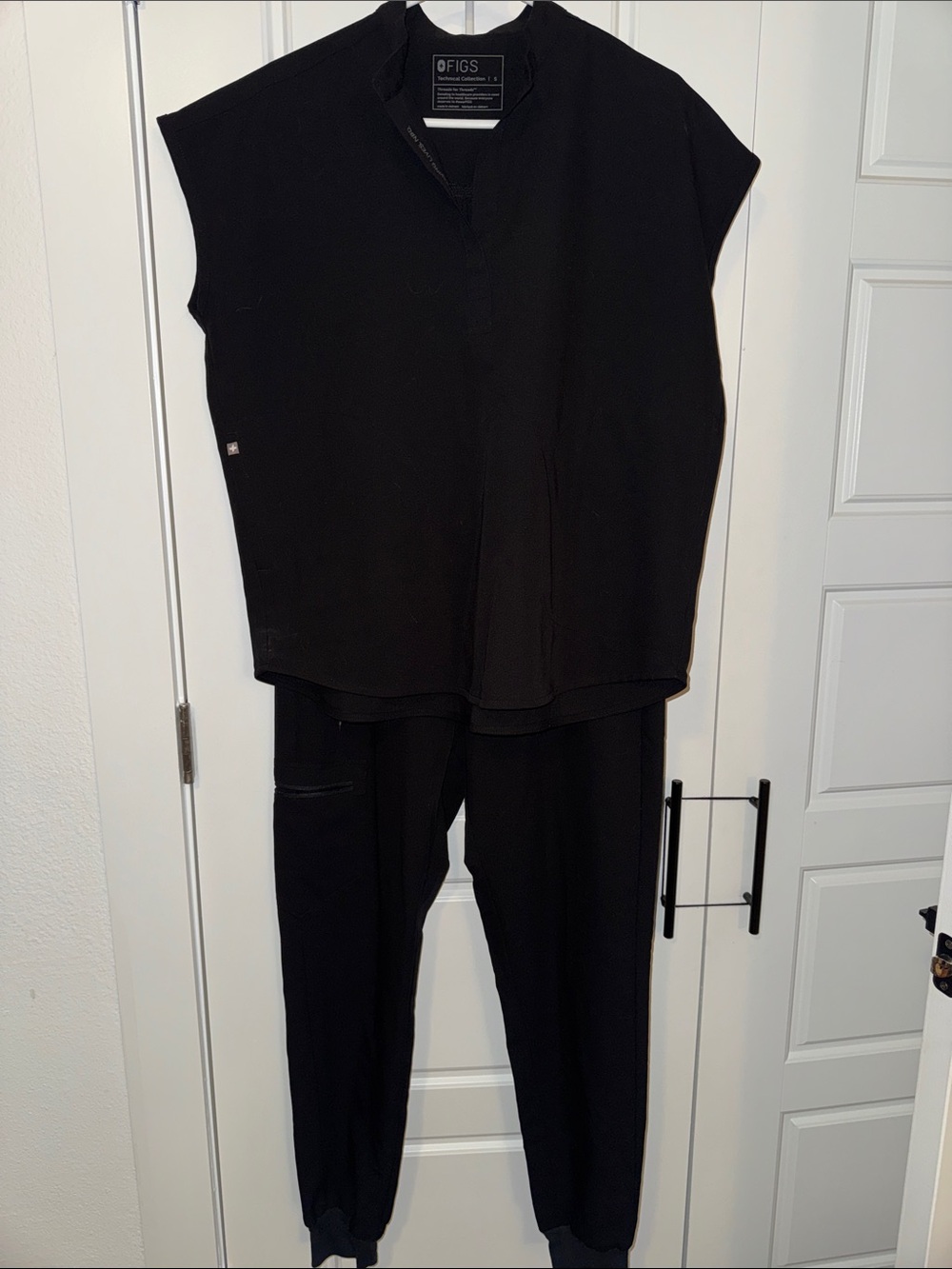 🔺SMALL FIGS SCRUBS SET - Black